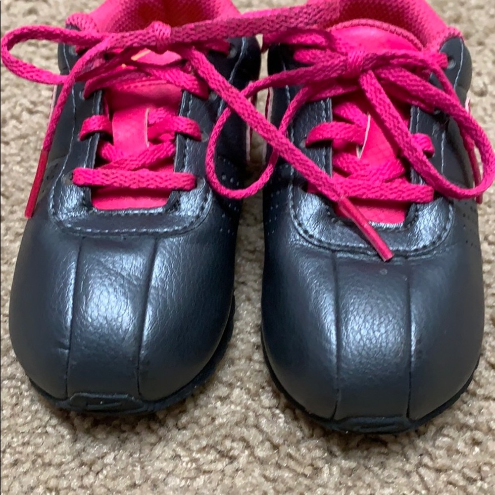 Nike gray pink orange toddler 7c sneakers